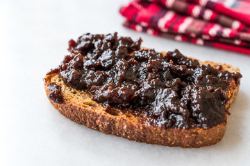 Organic Apple Molasses / Raw Fruit Paste Jam with Bread.