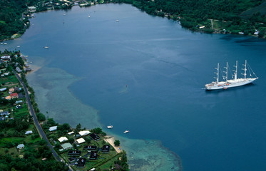 French Polynesia: Club Med cruise ship in Cook's bay on Moorea Island