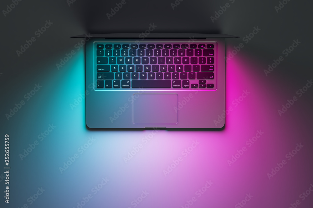 Poster topview of laptop on gradient table
