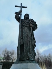 monument to the Prince on the square