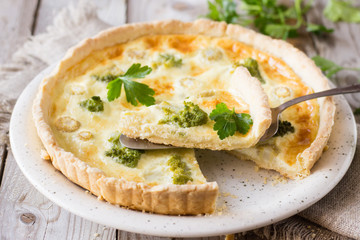 Romanesco cauliflower and corn pie