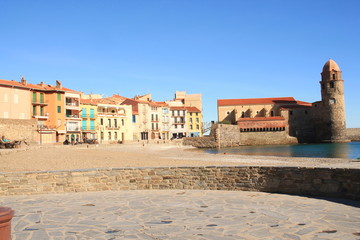 Fototapeta na wymiar The famous Town of Collioure, in the foothills of the Pyrenees, located in Vermeille coast, the last stretch of the Rousillon coast before the Spanish border