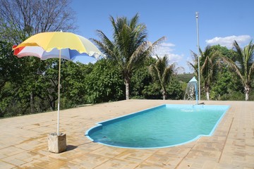 Country pool