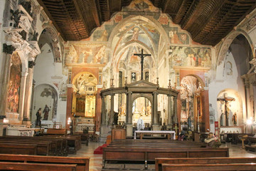 Fototapeta na wymiar Interior of the upper church San Fermo Maggiore in Verona, Veneto, Italy.