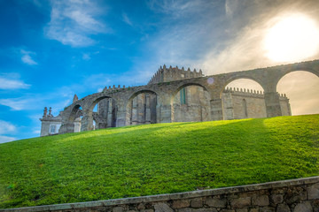 Fototapeta premium Castelo com arcos