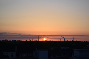 Fototapeta na wymiar Sonnenuntergang in Moers