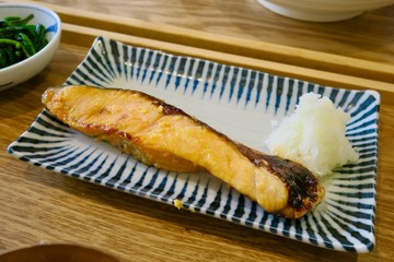 鮭の西京焼き