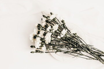 Elegant Neutral & White Floral