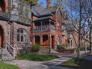 Obraz premium street with large old Victorian houses