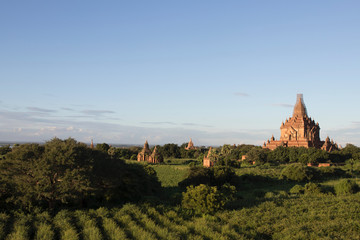 Fototapeta na wymiar Bagan Temples