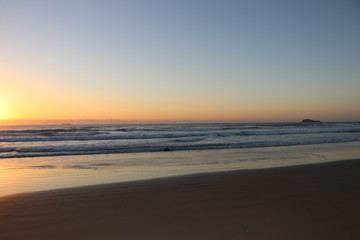 Fototapeta na wymiar Beach at dusk