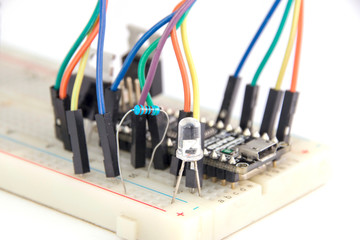 breadboard arduino nano prototyping board transistors resistors провода цветные