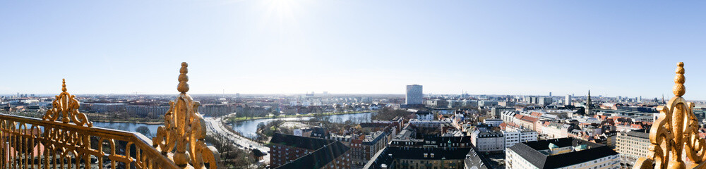 Fototapeta na wymiar Chruch of our Saviour - Kopenhagen von oben