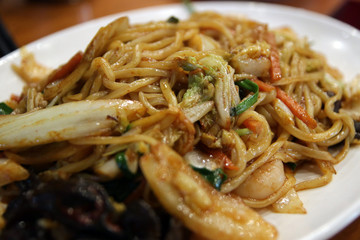 Korean-style Chinese noodles on tray 