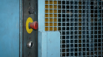 Industrial Safety door of the machinery with emergency stop button, protect the operator from injury during  machine is running, and for stop when emrgency case happen.             