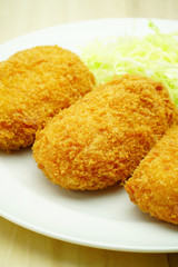 クリームコロッケ