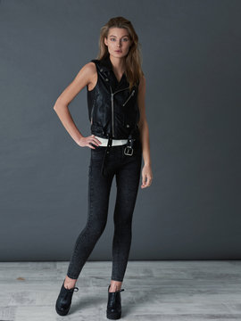 young woman. no makeup. model. black.tall, beautiful girl.  model tests