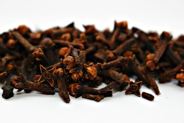 food seasoning spicy sweet tart smell aroma plant dry clove flower brown white gold macro tasty beautifully appetite tea natural fresh organic cuisine cooking a lot hot