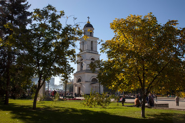 Moldova, la citt&agrave; di Chisinau. Il campanile della Cattedrale.