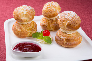 Baked french desserts suffed with cream