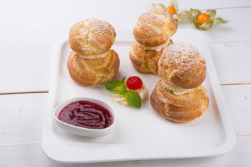 Baked french desserts suffed with cream