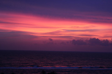 Fototapeta premium Red Clouds
