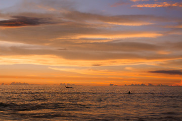 Naklejka premium Background sky sunset,Bright in Phuket Thailand