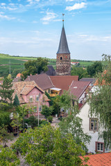 small town Asselheim