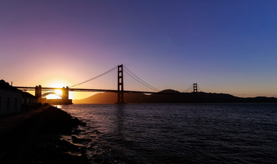 Fototapeta na wymiar Sunet at the Golden Gate Bridge
