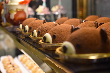Bear pudding chocolate cake