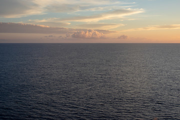 Obraz premium Sunset Over The Sea