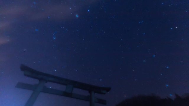 神社と星_4K_24bfp