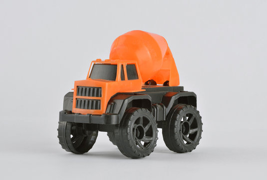 Cement truck toy