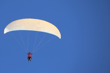 Gleitschirmflieger Tandemflug