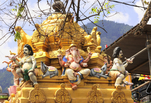 Statue of god Ganesh, Sri Muthumariamman Thevasthanam temple, Sri Lanka