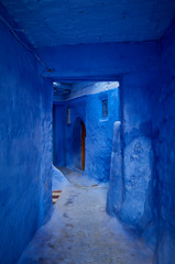 Fototapeta na wymiar The blue alleyways of Chefchaouen