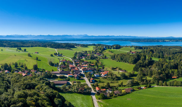 View of Holzhausen on Lake Starnberg, Bavaria, Germany