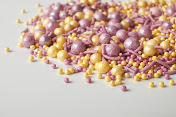 the decoration of confectionery products