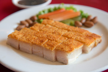  Crispy pork