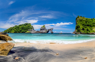 View of idyllic tropical beach with small island and perfect azure clean water - obrazy, fototapety, plakaty