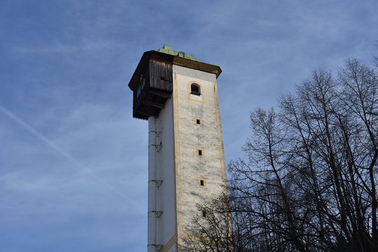 Arnoldstein, K&auml;rnten, Schrotturm, Lost Place, Denkmal, Urban Exploring, Lampe, Turm, Geschichte, Industrie,  Schrotkugeln. Dach, Glocke, Sirene, Rohr, Stromanschluss, 