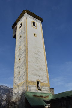 Arnoldstein, K&auml;rnten, Schrotturm, Lost Place, Denkmal, Urban Exploring, Lampe, Turm, Geschichte, Industrie,  Schrotkugeln. Dach, Glocke, Sirene, Rohr, Stromanschluss, 