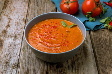 Soup cream of tomato