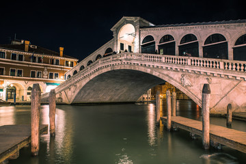 Naklejka na ściany i meble Ponte di Rialto a Venezia