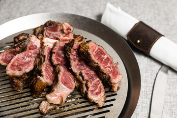 Boeuf de Kobé cuit à la braise