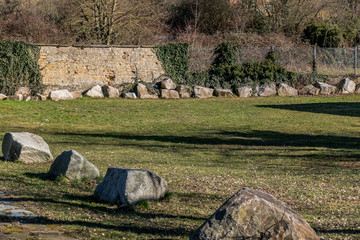 Gartengestaltung mit Findlingen