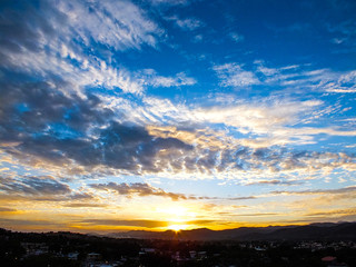 Fototapeta premium Amaneceres y atardeceres
