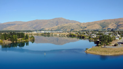 Fototapeta na wymiar Cromwell and Lake Dunstan, Otago, New Zealand