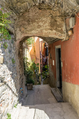 Fototapeta na wymiar Italy, Cinque Terre, Vernazza, a narrow street