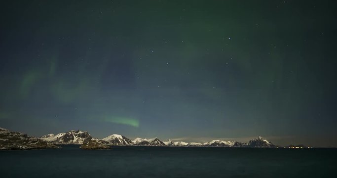 Timelapse of Aurora Borealis over Stamsund, Lofoten
